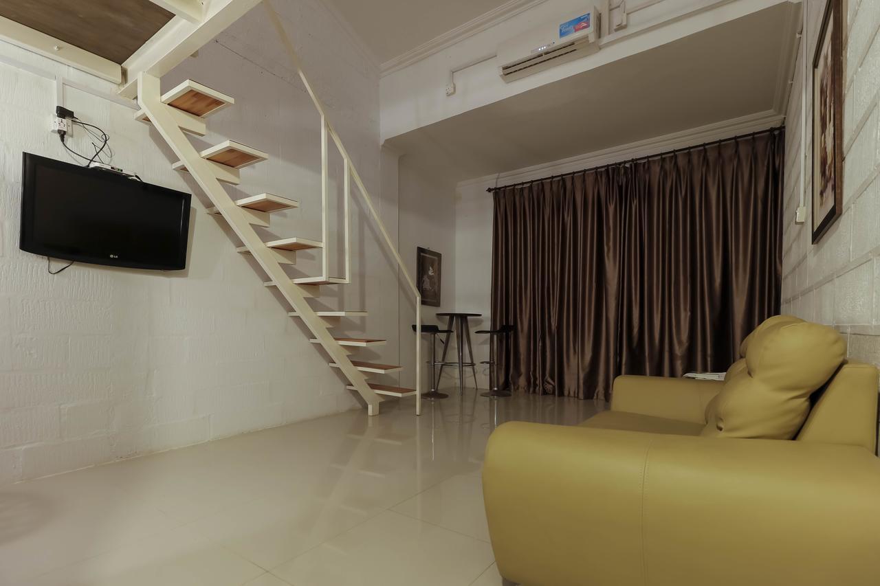 Hotel Reddoorz @ Center